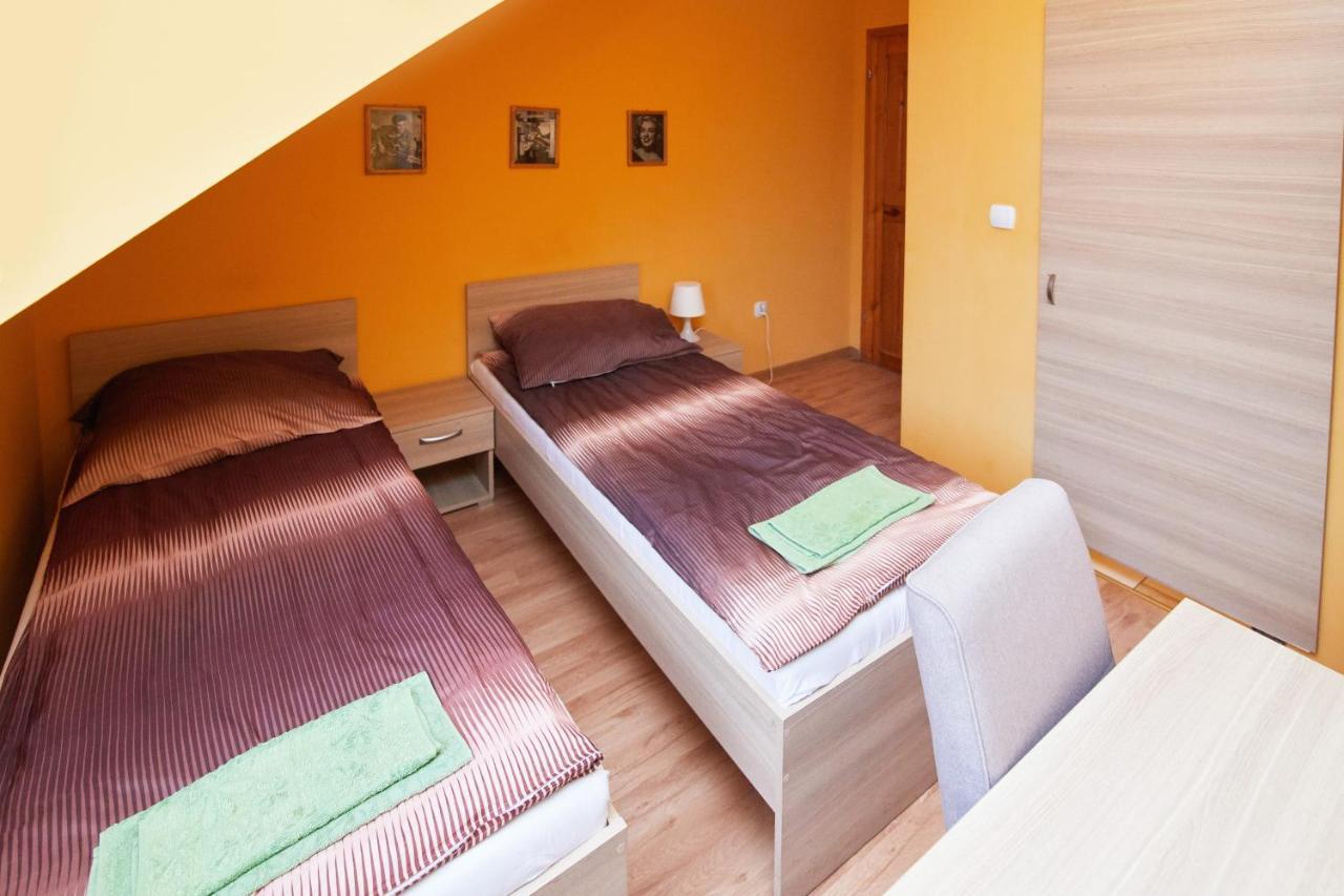 Bed and Breakfast Karczma-Koszwice Exterior foto